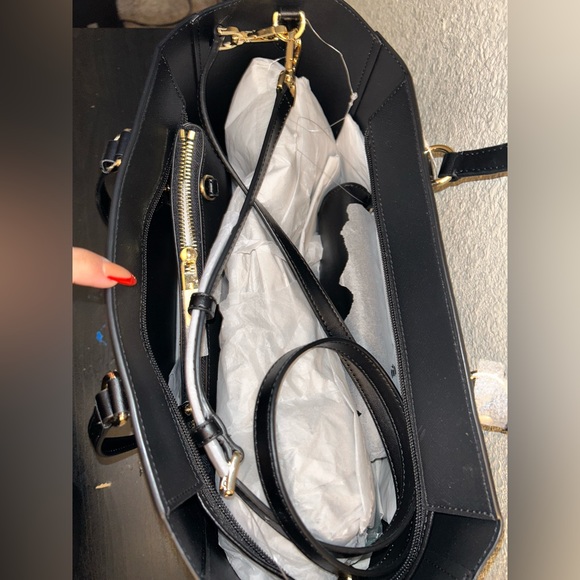 Michael Kors bag - Picture 3 of 5